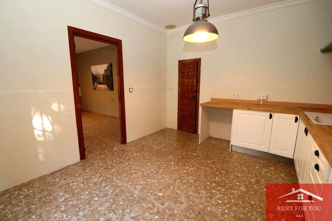 3 bedroom Villa for rent in Alhaurin el Grande with pool - € 1,500 (Ref: 9627080)