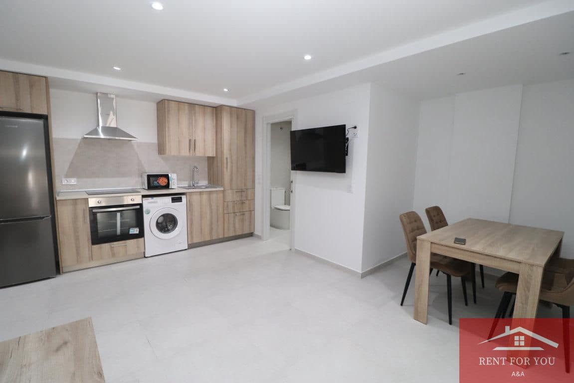 2 soverom Leilighet til leie i Alhaurin el Grande - € 900 (Ref: 9643762)