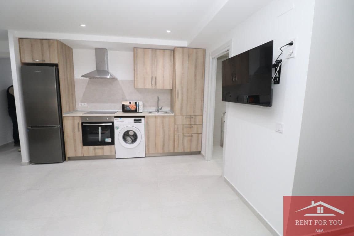 2 soverom Leilighet til leie i Alhaurin el Grande - € 900 (Ref: 9643762)