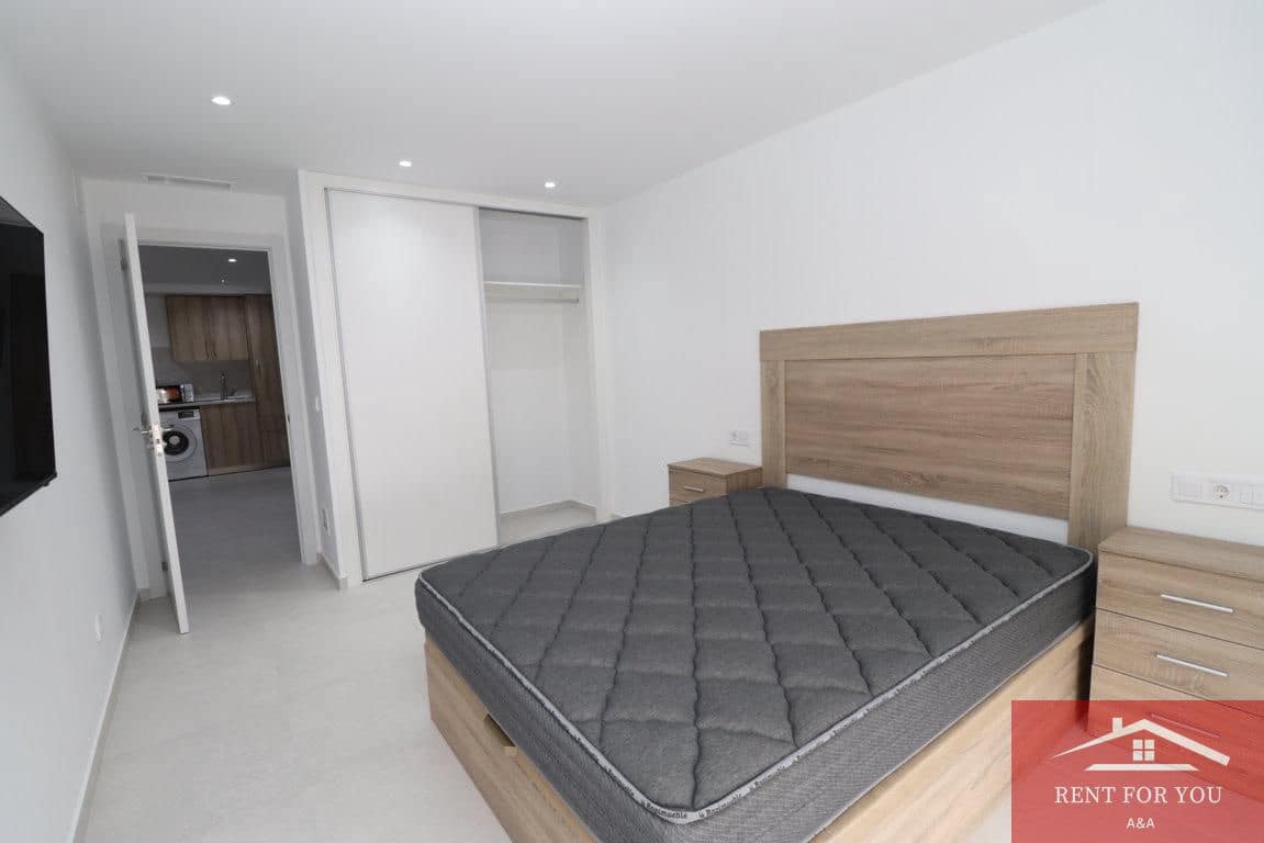 2 soverom Leilighet til leie i Alhaurin el Grande - € 900 (Ref: 9643762)