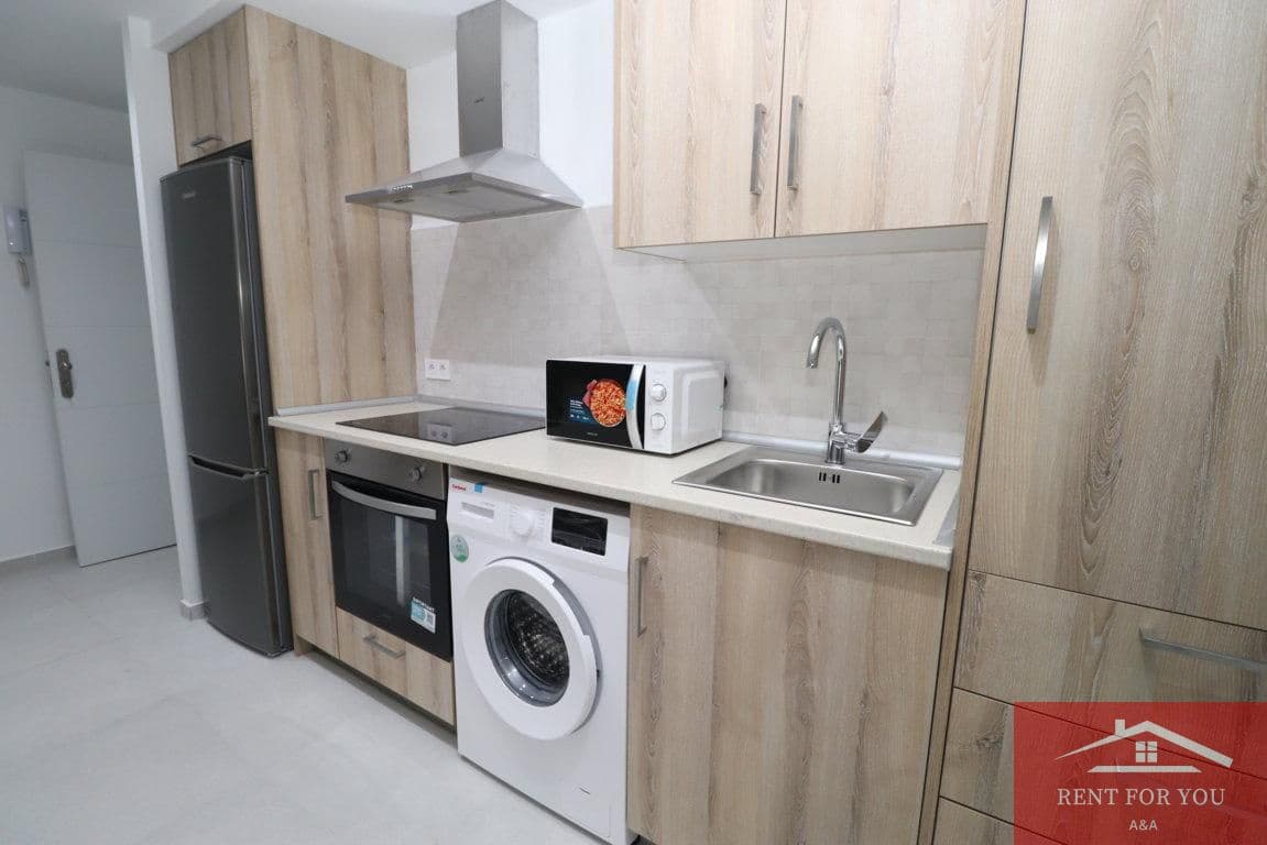 2 soverom Leilighet til leie i Alhaurin el Grande - € 900 (Ref: 9643762)