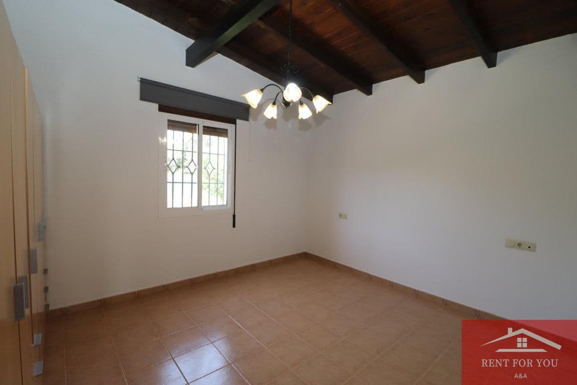 3 quarto Moradia para arrendar em Alhaurin el Grande com piscina garagem - 1 700 € (Ref: 9652399)