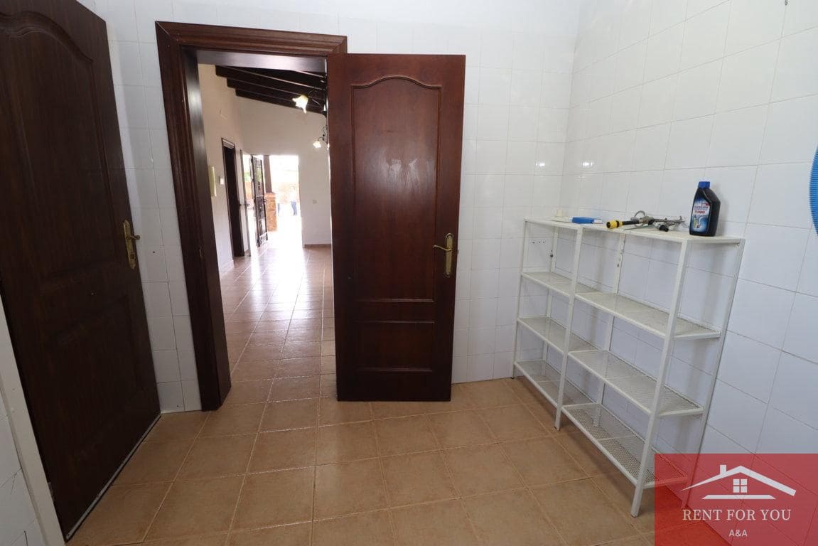 3 quarto Moradia para arrendar em Alhaurin el Grande com piscina garagem - 1 700 € (Ref: 9652399)