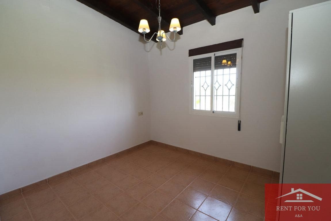 3 quarto Moradia para arrendar em Alhaurin el Grande com piscina garagem - 1 700 € (Ref: 9652399)