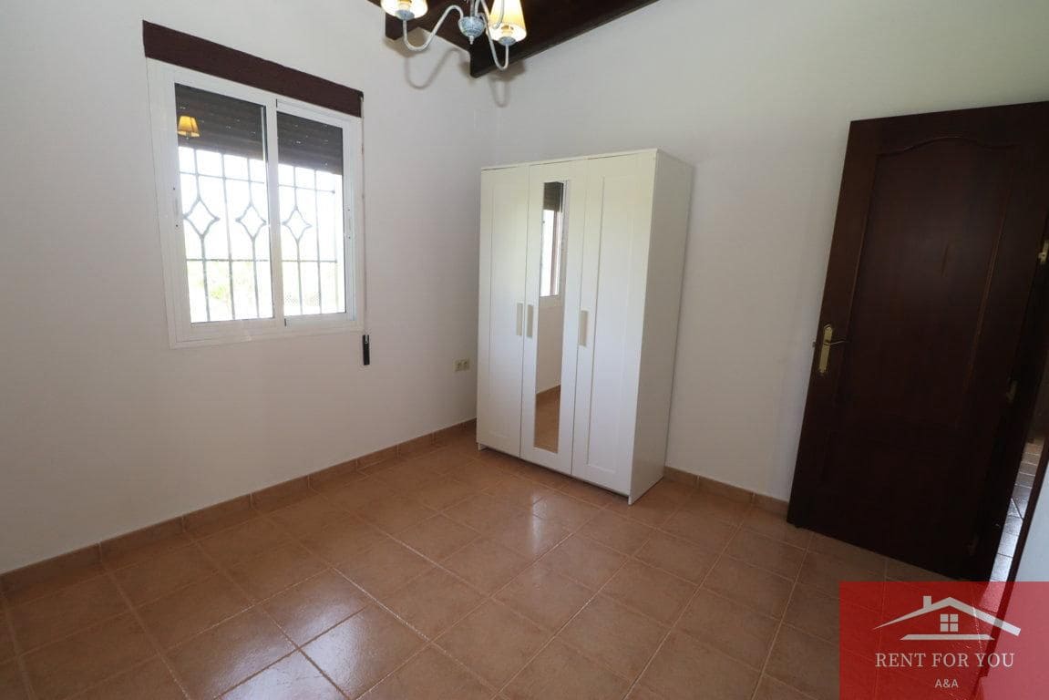 3 quarto Moradia para arrendar em Alhaurin el Grande com piscina garagem - 1 700 € (Ref: 9652399)