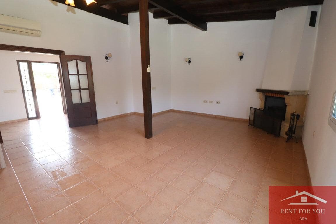 3 quarto Moradia para arrendar em Alhaurin el Grande com piscina garagem - 1 700 € (Ref: 9652399)