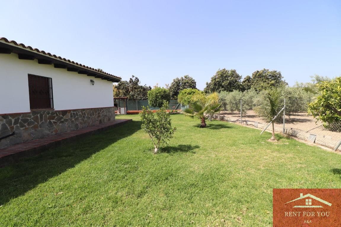 3 quarto Moradia para arrendar em Alhaurin el Grande com piscina garagem - 1 700 € (Ref: 9652399)