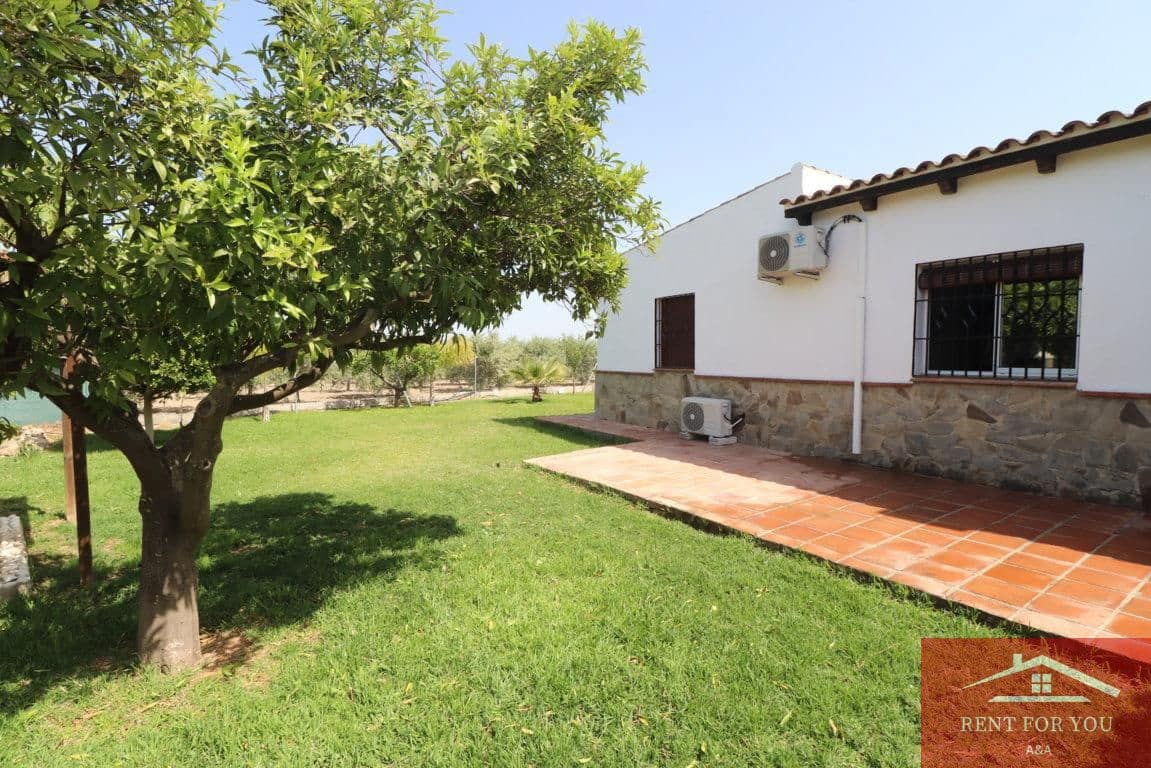 3 quarto Moradia para arrendar em Alhaurin el Grande com piscina garagem - 1 700 € (Ref: 9652399)