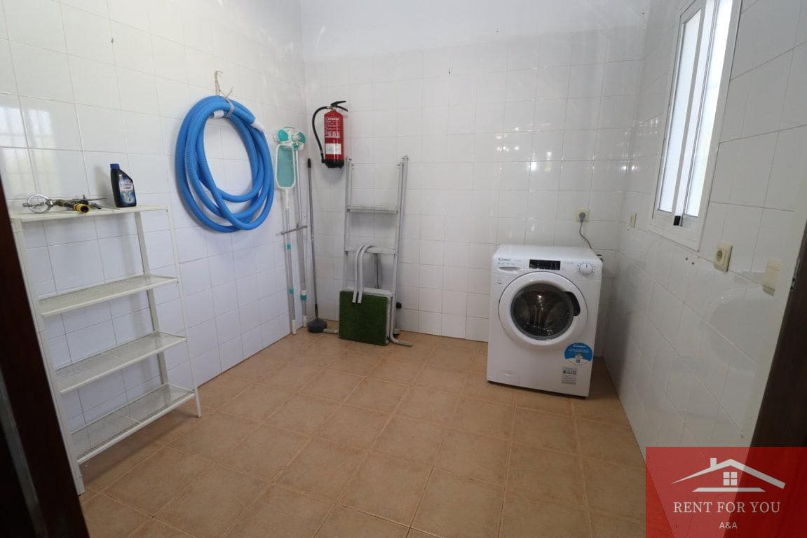 3 quarto Moradia para arrendar em Alhaurin el Grande com piscina garagem - 1 700 € (Ref: 9652399)