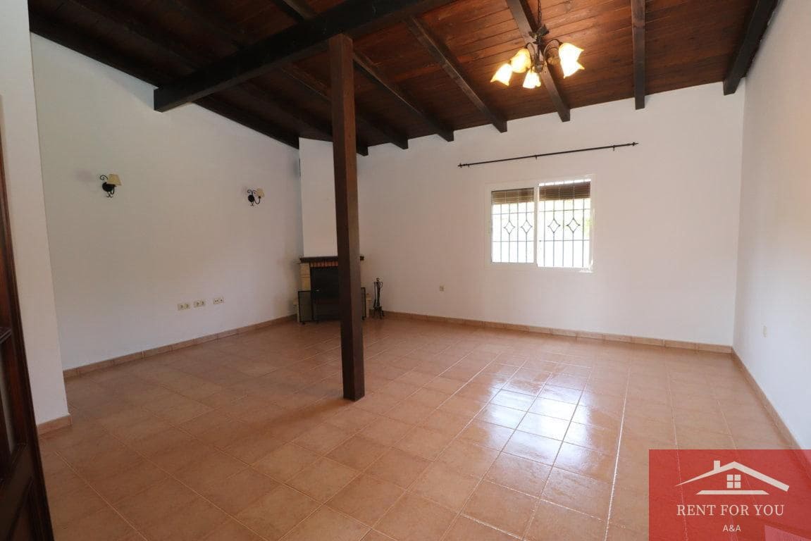 3 quarto Moradia para arrendar em Alhaurin el Grande com piscina garagem - 1 700 € (Ref: 9652399)