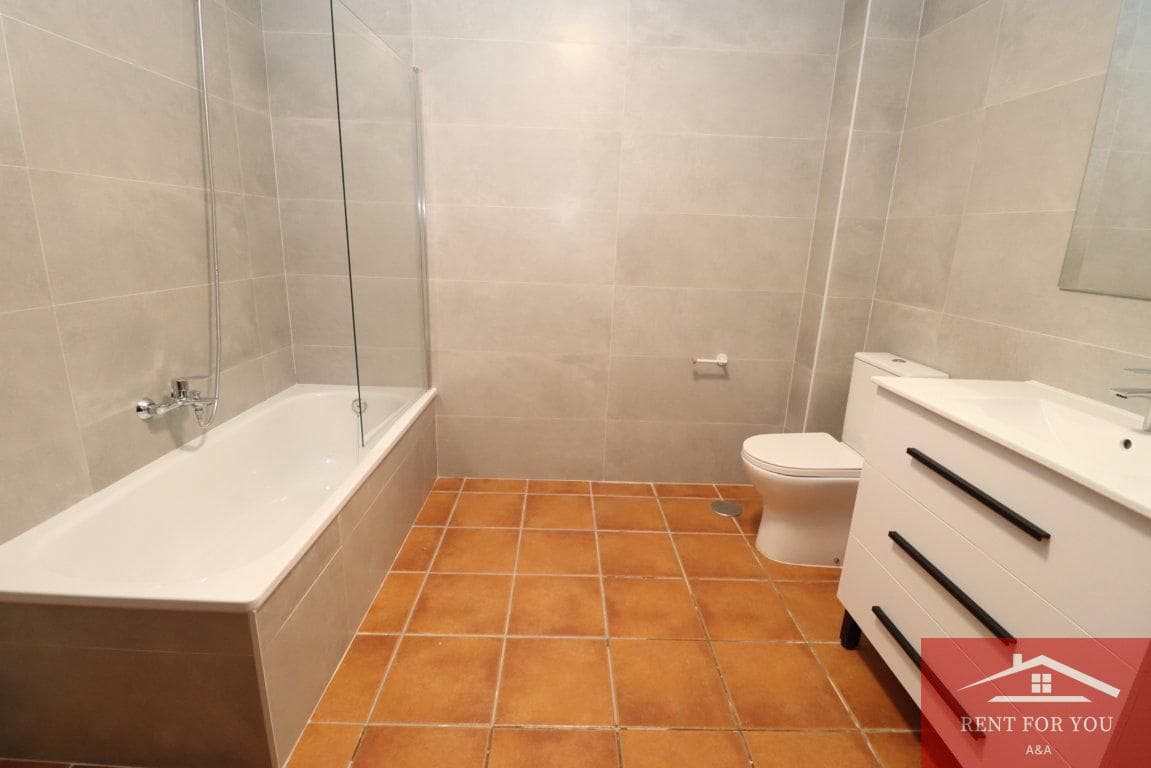 3 makuuhuone Asunto vuokrattavana paikassa Alhaurin el Grande - 900 € (Ref: 9654536)