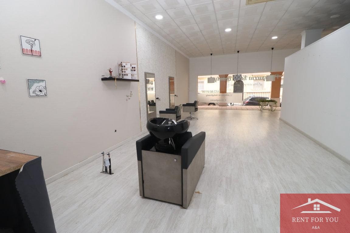 3 bedroom Business for rent in Alhaurin el Grande - € 900 (Ref: 9665680)