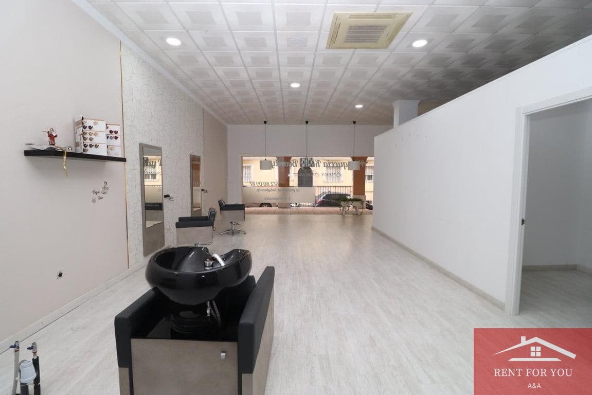 3 bedroom Business for rent in Alhaurin el Grande - € 900 (Ref: 9665680)