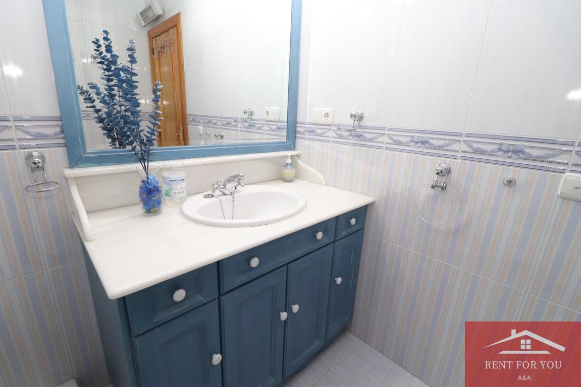 3 bedroom Villa for rent in Alhaurin el Grande - € 1,100 (Ref: 9676469)