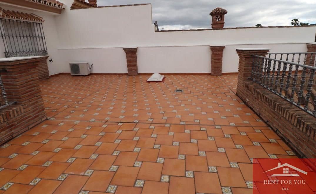 3 sypialnia Willa do wynajęcia w Alhaurin el Grande - 1 100 € (Ref: 9683332)