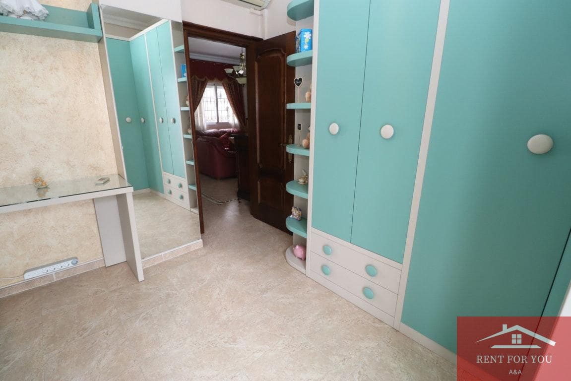 3 sypialnia Willa do wynajęcia w Alhaurin el Grande - 1 100 € (Ref: 9683332)