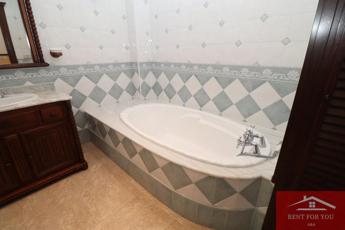 3 sypialnia Willa do wynajęcia w Alhaurin el Grande - 1 100 € (Ref: 9683332)