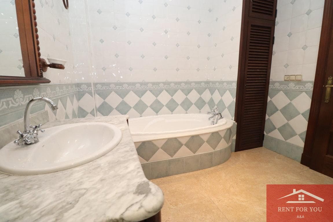 3 sypialnia Willa do wynajęcia w Alhaurin el Grande - 1 100 € (Ref: 9683332)