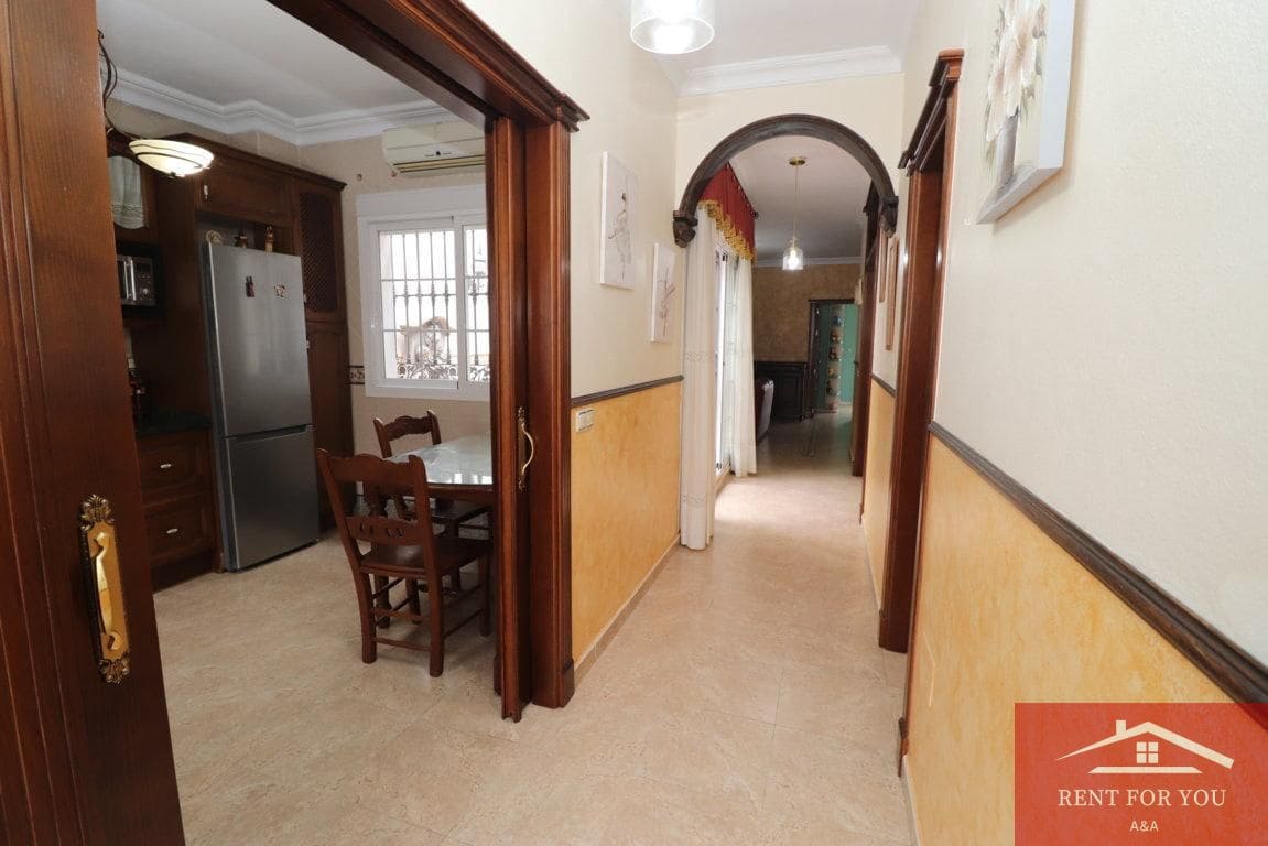 3 sypialnia Willa do wynajęcia w Alhaurin el Grande - 1 100 € (Ref: 9683332)