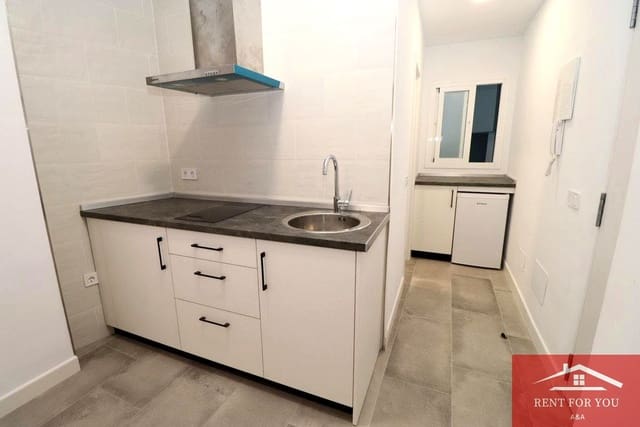 Flat for rent in Alhaurín el Grande - € 650 (Ref: 9691450)