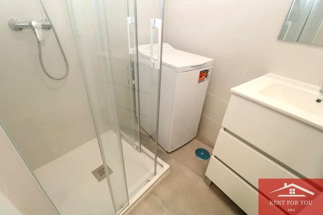Flat for rent in Alhaurín el Grande - € 650 (Ref: 9691450)