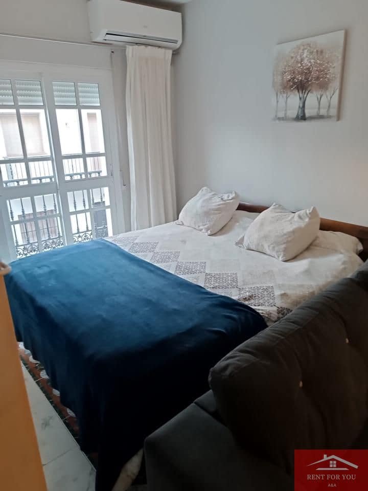 Flat for rent in Alhaurin el Grande - € 650 (Ref: 9700279)