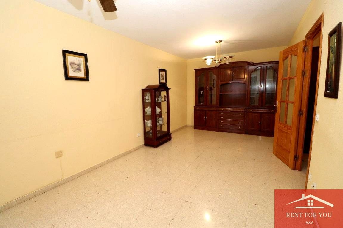 3 bedroom Flat for sale in Alhaurin de la Torre - € 259,000 (Ref: 9720844)