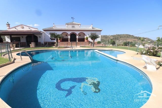 4 bedroom Villa for rent in Guaro with pool - € 3,000 (Ref: 9731478)