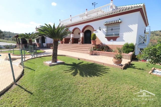 4 bedroom Villa for rent in Guaro with pool - € 3,000 (Ref: 9731478)