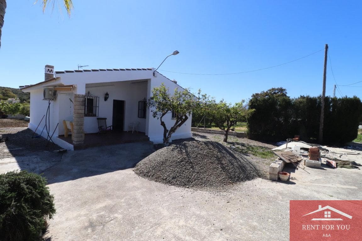 2 soveværelse Villa til salg i Alhaurin el Grande - € 367.000 (Ref: 9745200)