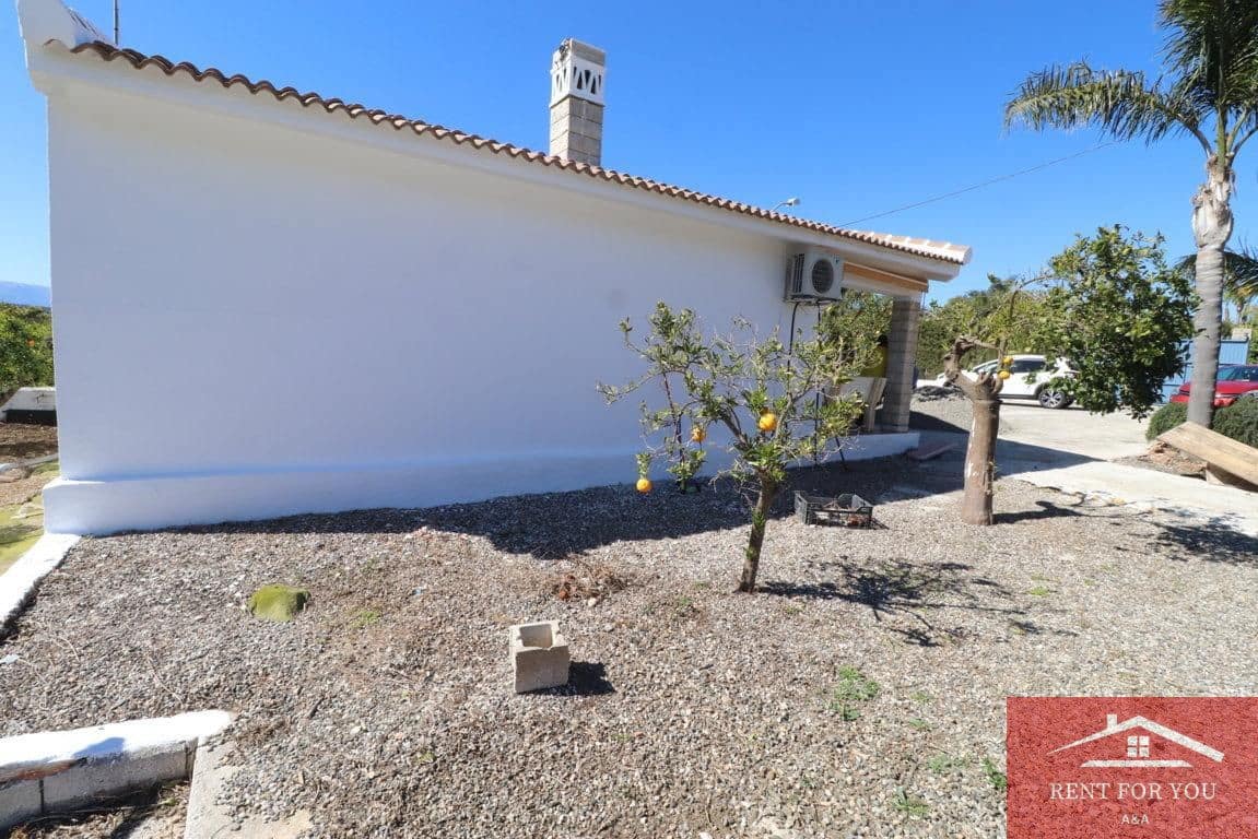 2 soveværelse Villa til salg i Alhaurin el Grande - € 367.000 (Ref: 9745200)