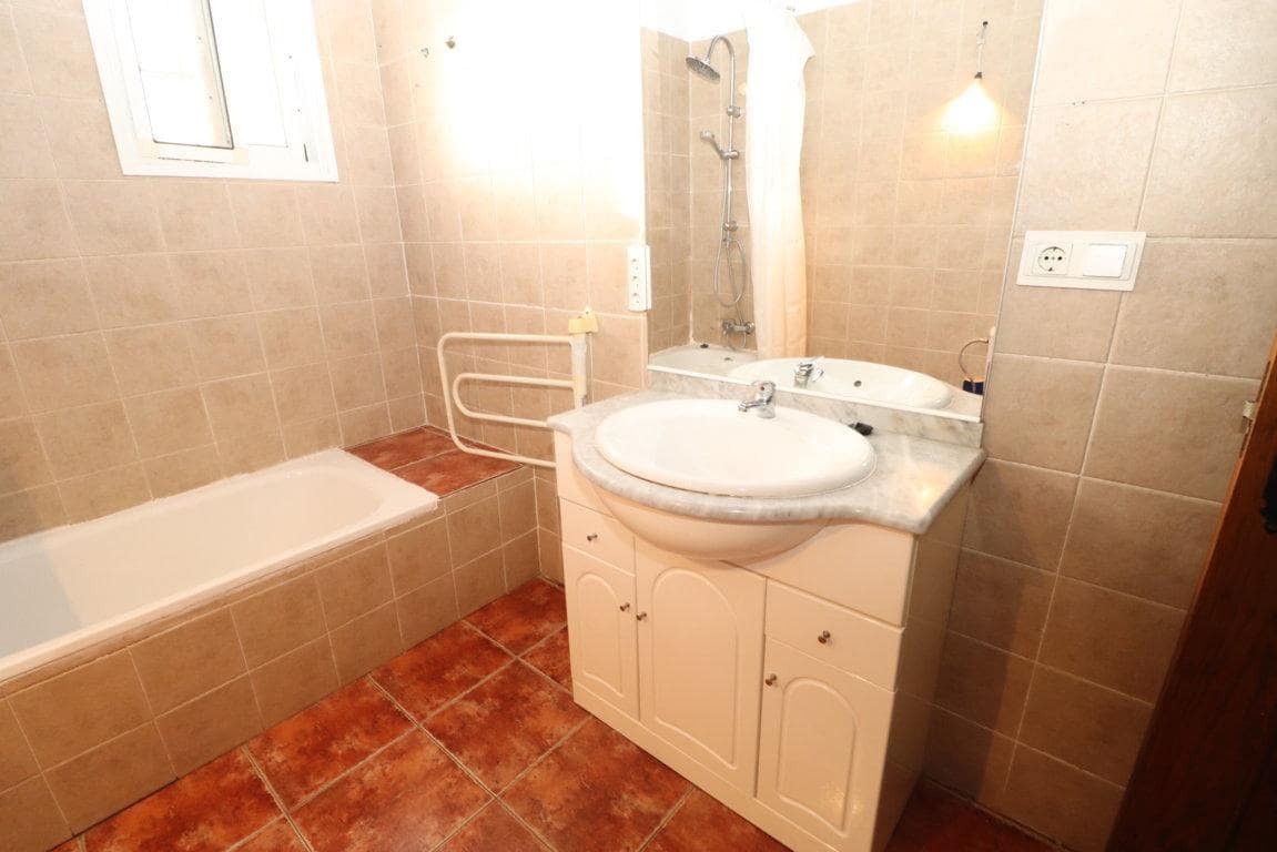 2 bedroom Villa for sale in Alhaurin el Grande - € 367,000 (Ref: 9745200)