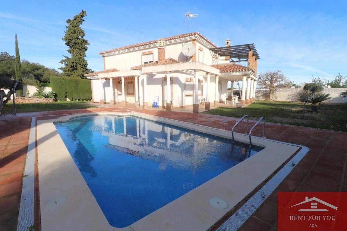 3 makuuhuone Huvila vuokrattavana paikassa Alhaurin el Grande mukana uima-altaan 
autotalli - 2 500 € (Ref: 9751095)