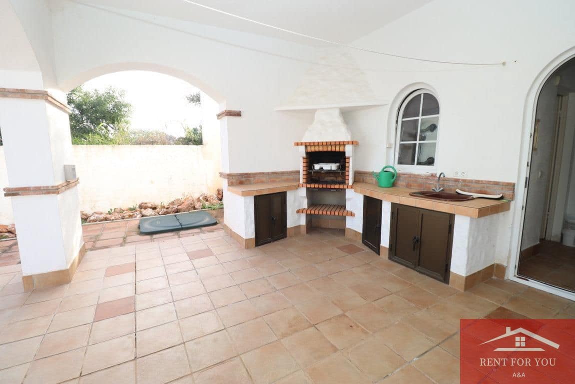 3 makuuhuone Huvila vuokrattavana paikassa Alhaurin el Grande mukana uima-altaan 
autotalli - 2 500 € (Ref: 9751095)