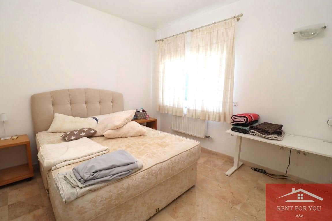 3 makuuhuone Huvila vuokrattavana paikassa Alhaurin el Grande mukana uima-altaan 
autotalli - 2 500 € (Ref: 9751095)