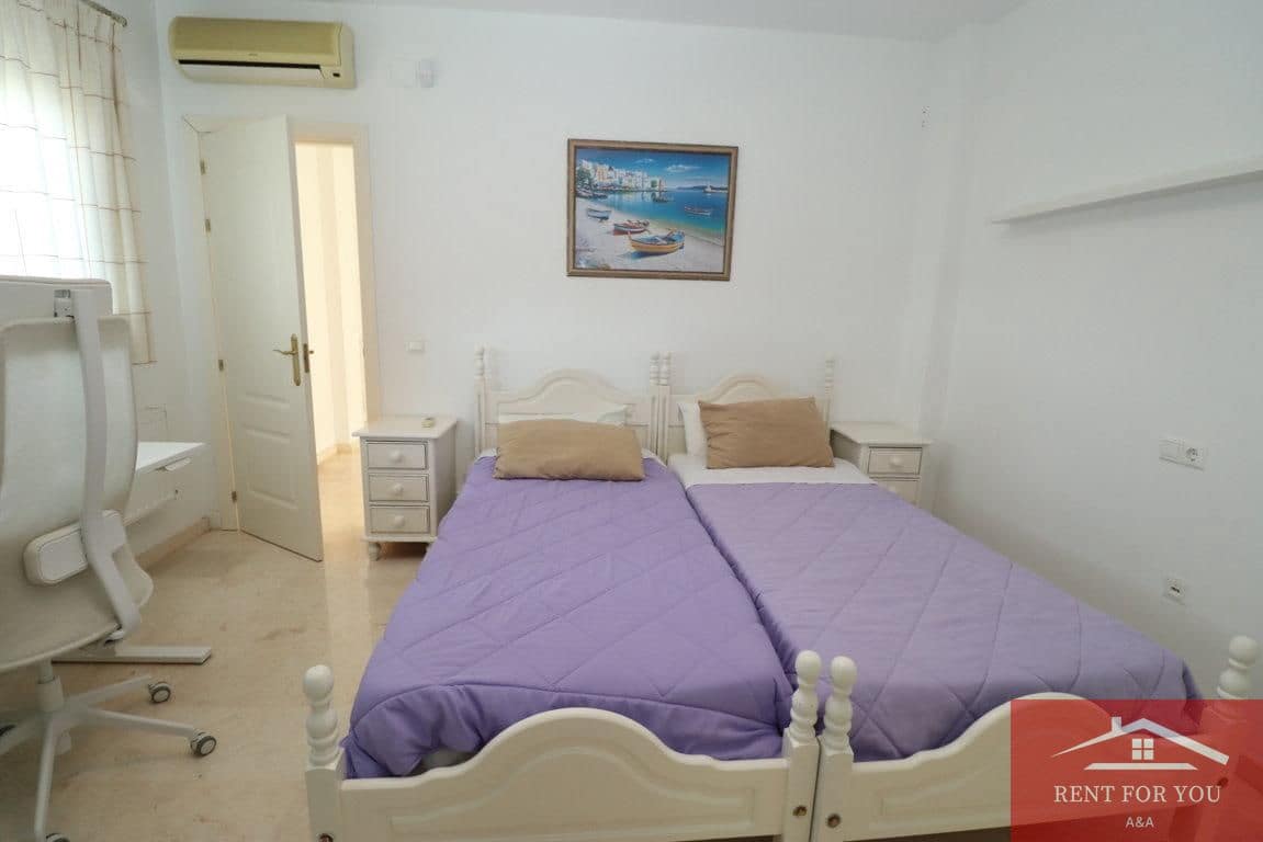 3 makuuhuone Huvila vuokrattavana paikassa Alhaurin el Grande mukana uima-altaan 
autotalli - 2 500 € (Ref: 9751095)