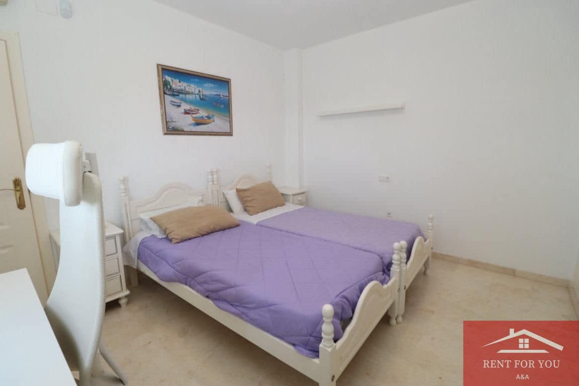 3 makuuhuone Huvila vuokrattavana paikassa Alhaurin el Grande mukana uima-altaan 
autotalli - 2 500 € (Ref: 9751095)