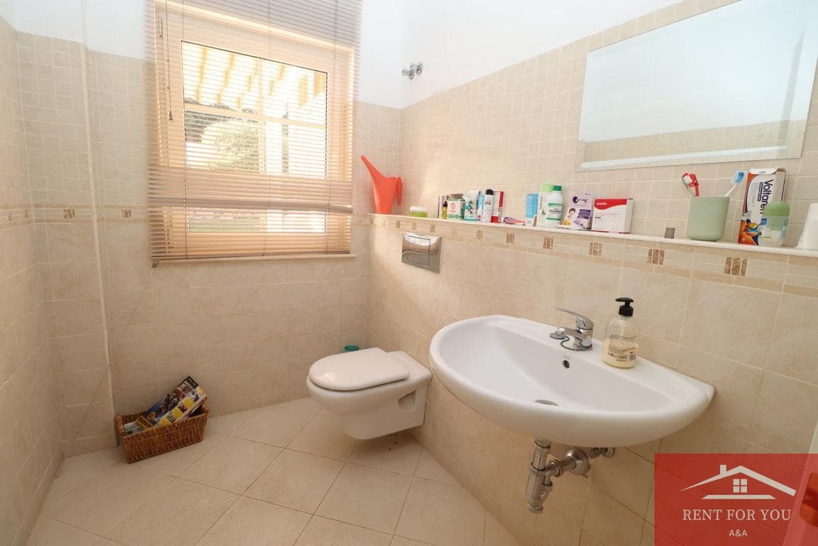 3 makuuhuone Huvila vuokrattavana paikassa Alhaurin el Grande mukana uima-altaan 
autotalli - 2 500 € (Ref: 9751095)