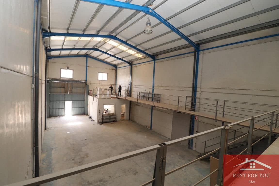 2 soveværelse Erhverv til leje i Alhaurin el Grande - € 2.000 (Ref: 9758327)