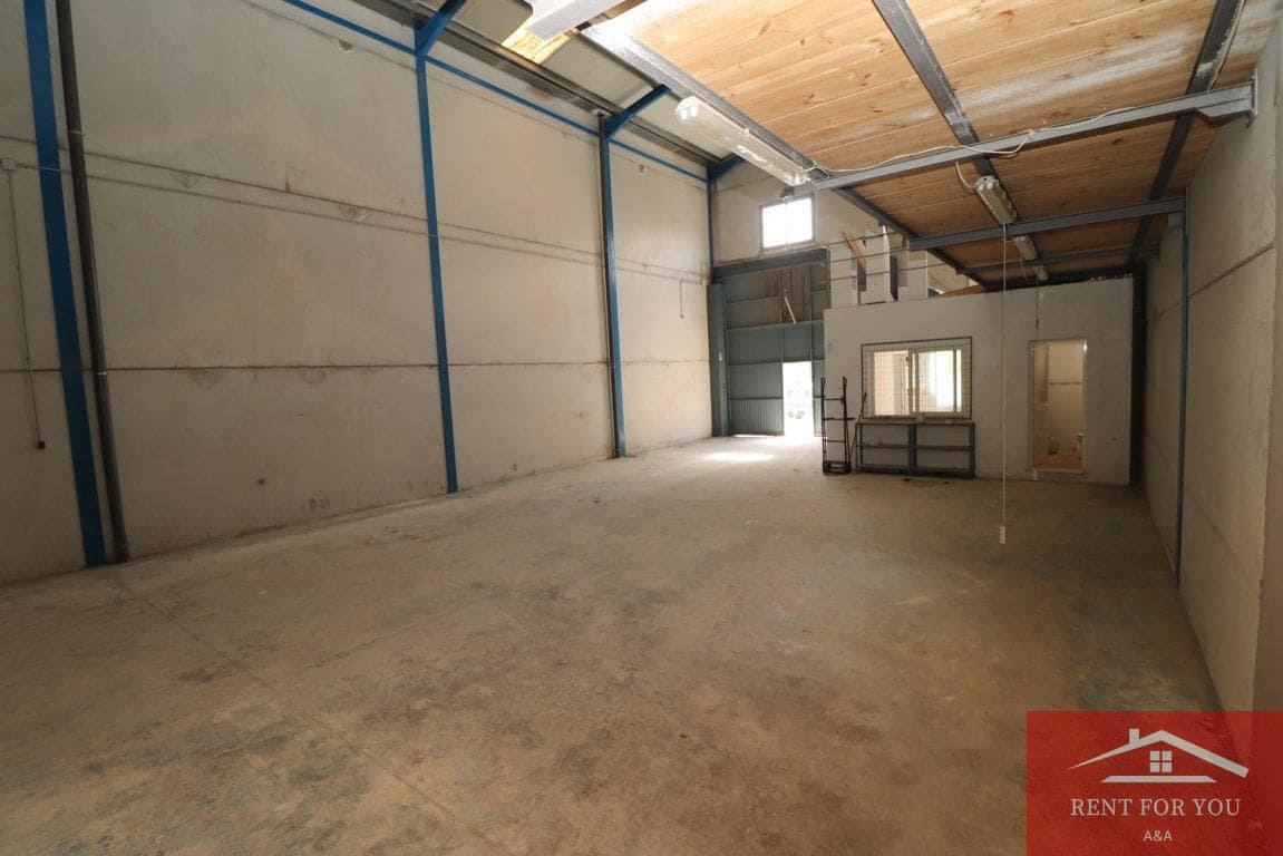 2 soveværelse Erhverv til leje i Alhaurin el Grande - € 2.000 (Ref: 9758327)