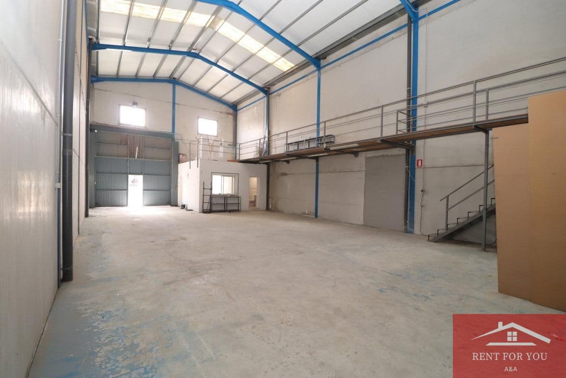 2 soveværelse Erhverv til leje i Alhaurin el Grande - € 2.000 (Ref: 9758327)