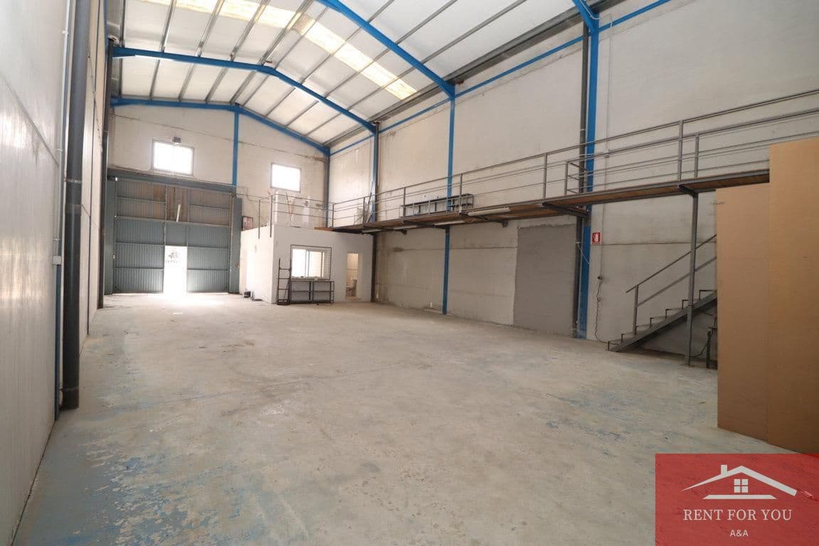 2 soveværelse Erhverv til leje i Alhaurin el Grande - € 2.000 (Ref: 9758327)