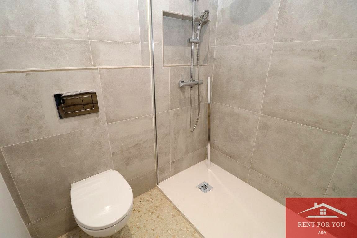 4 sypialnia Mieszkanie do wynajęcia w Guaro z garażem - 1 300 € (Ref: 9762389)