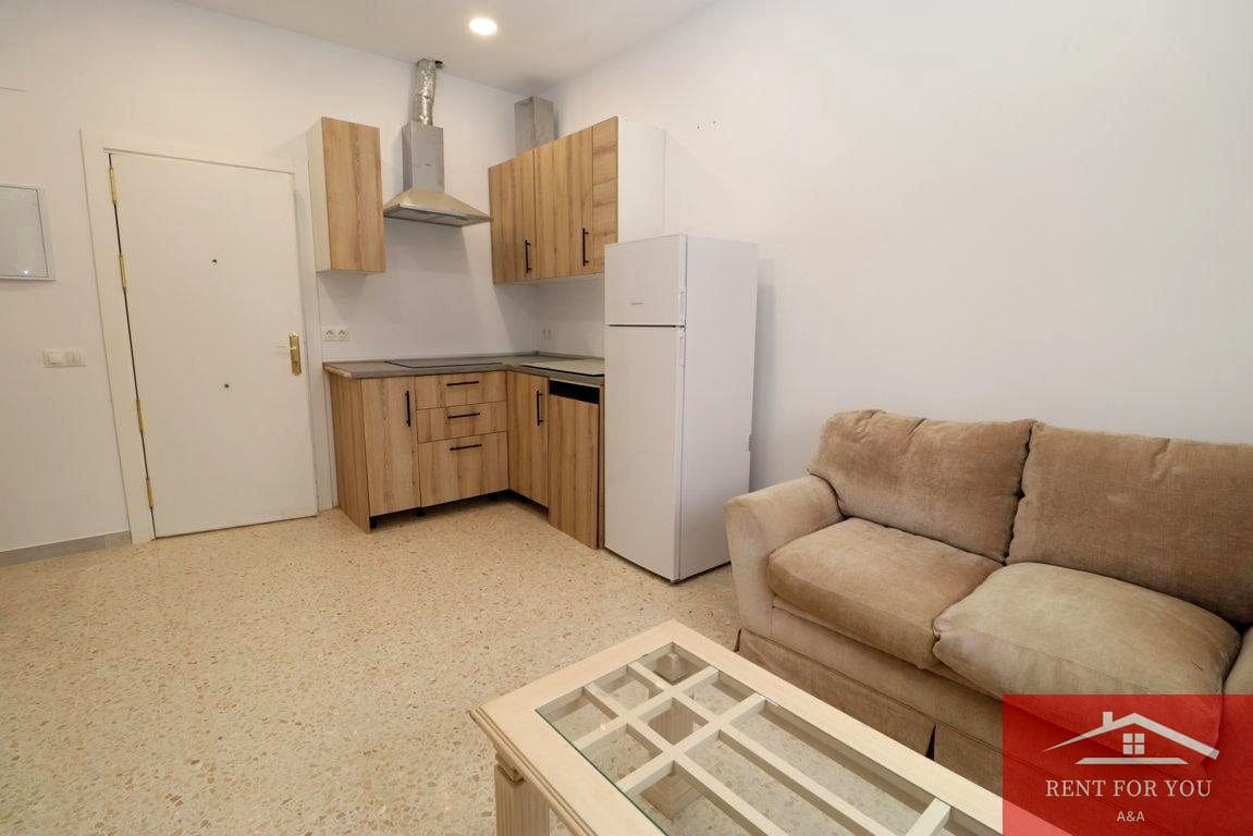 4 sypialnia Mieszkanie do wynajęcia w Guaro z garażem - 1 300 € (Ref: 9762389)