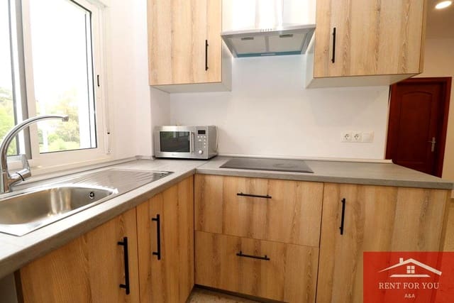 4 sypialnia Mieszkanie do wynajęcia w Guaro z garażem - 1 300 € (Ref: 9762389)