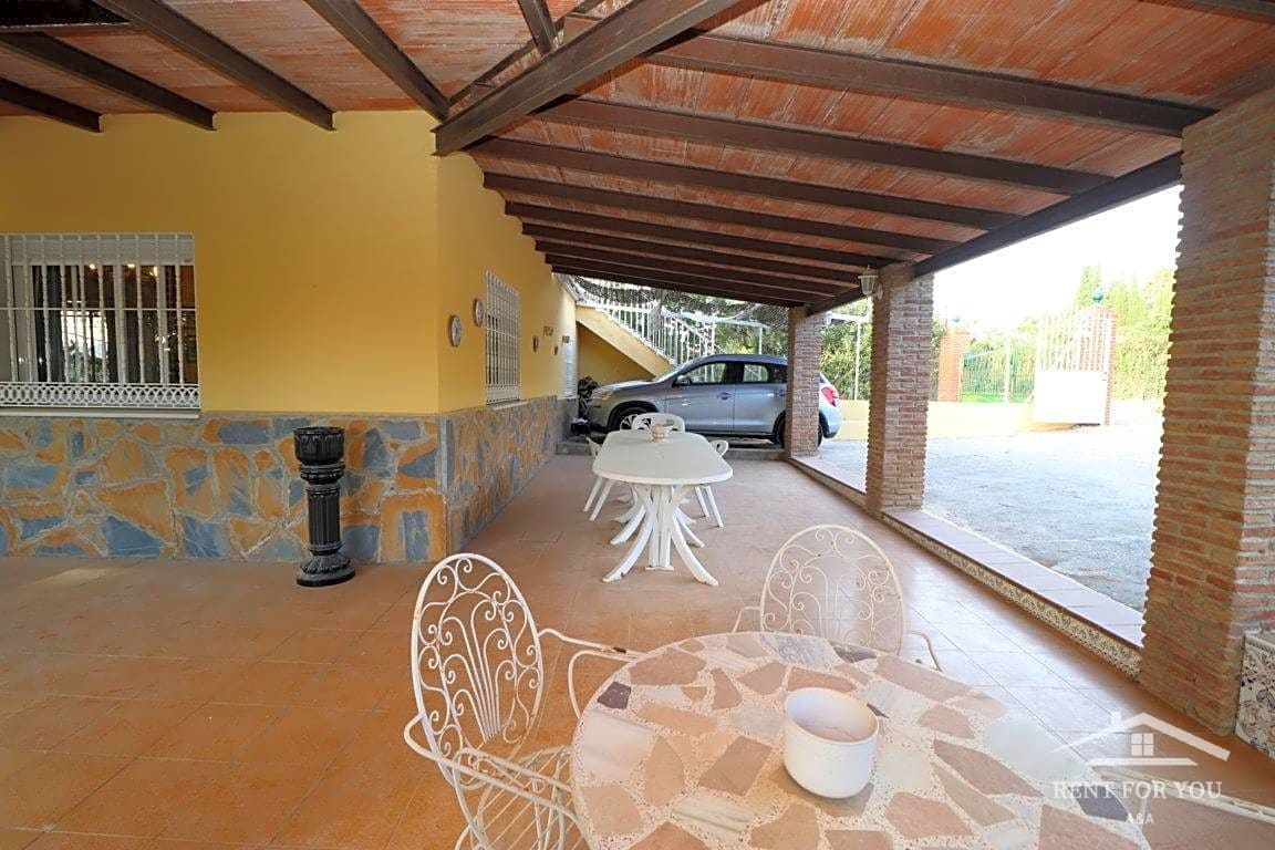 3 slaapkamer Villa te huur in Alhaurin el Grande met zwembad garage - € 1.750 (Ref: 9775943)