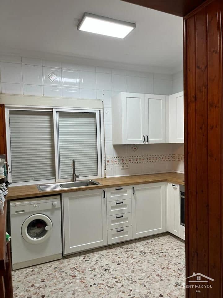 3 slaapkamer Villa te huur in Alhaurin el Grande met zwembad garage - € 1.750 (Ref: 9775943)