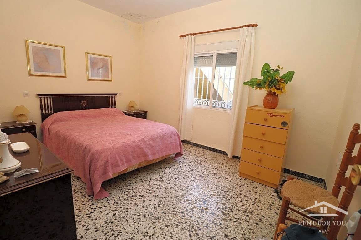 3 slaapkamer Villa te huur in Alhaurin el Grande met zwembad garage - € 1.750 (Ref: 9775943)