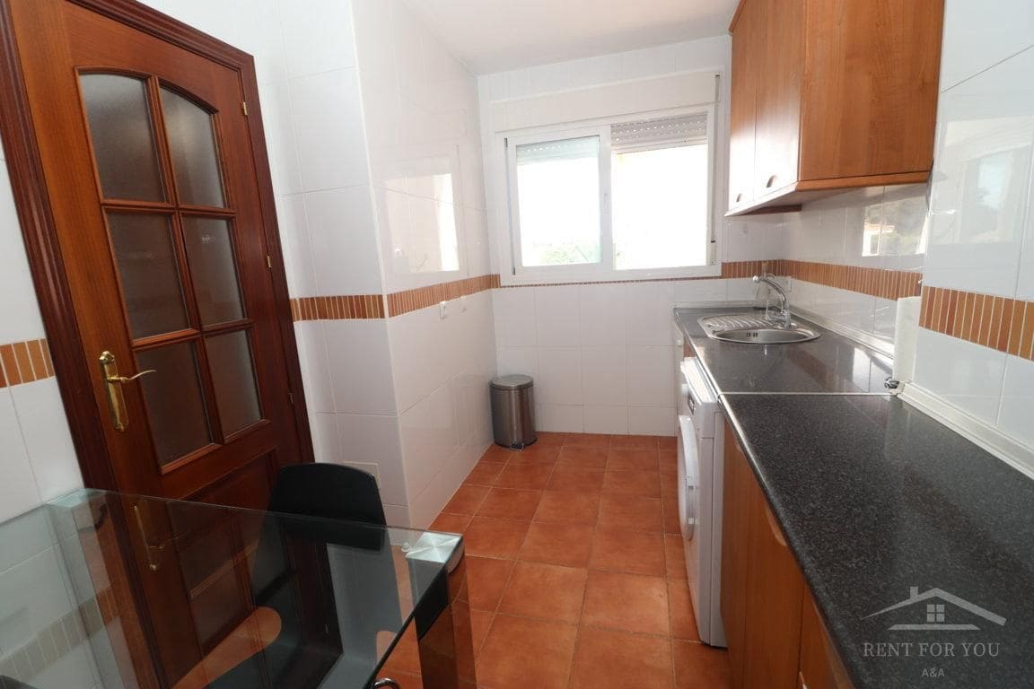 Piso de 2 habitaciones en Alhaurín Golf en alquiler con piscina garaje - 1.200 € (Ref: 9787570)