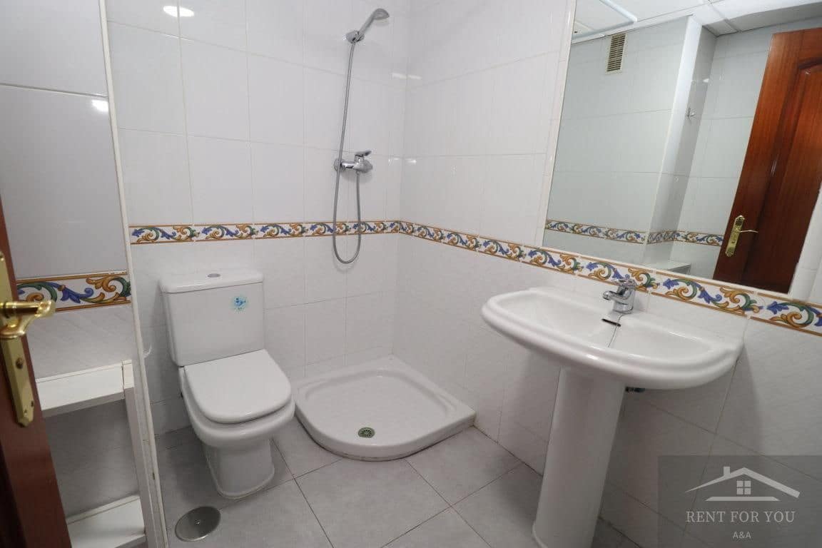 Piso de 2 habitaciones en Alhaurín Golf en alquiler con piscina garaje - 1.200 € (Ref: 9787570)